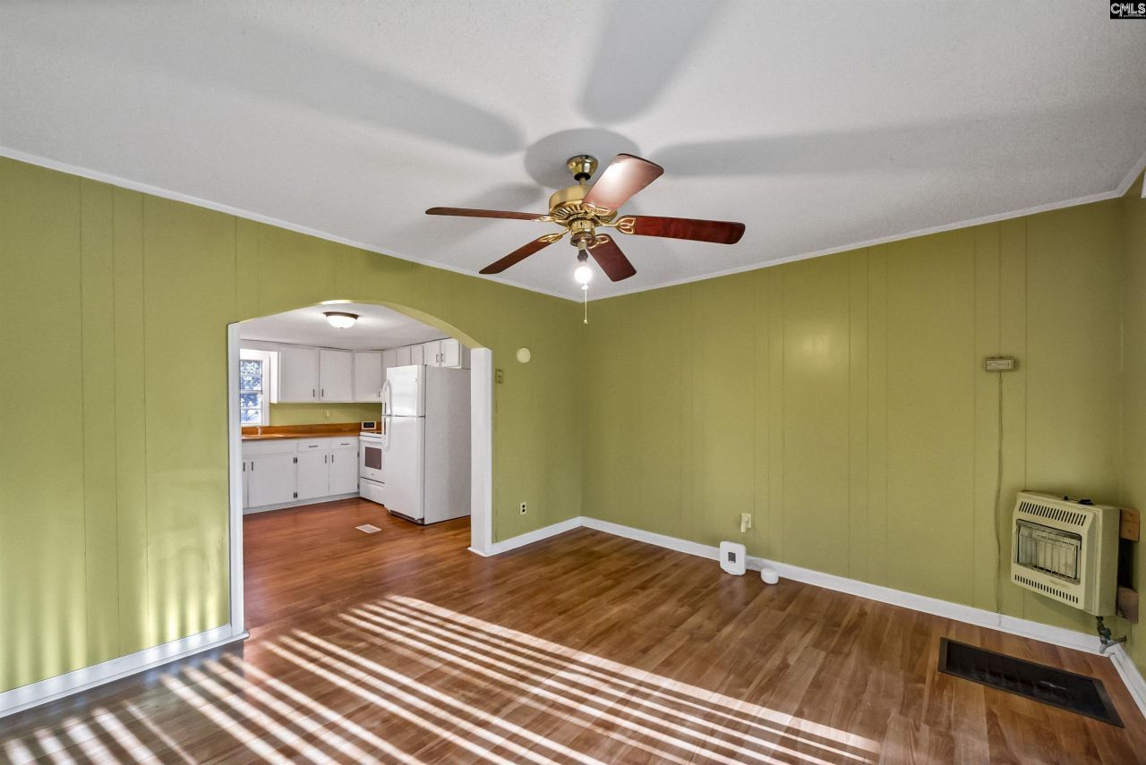 248 Henry Road  Photo 15