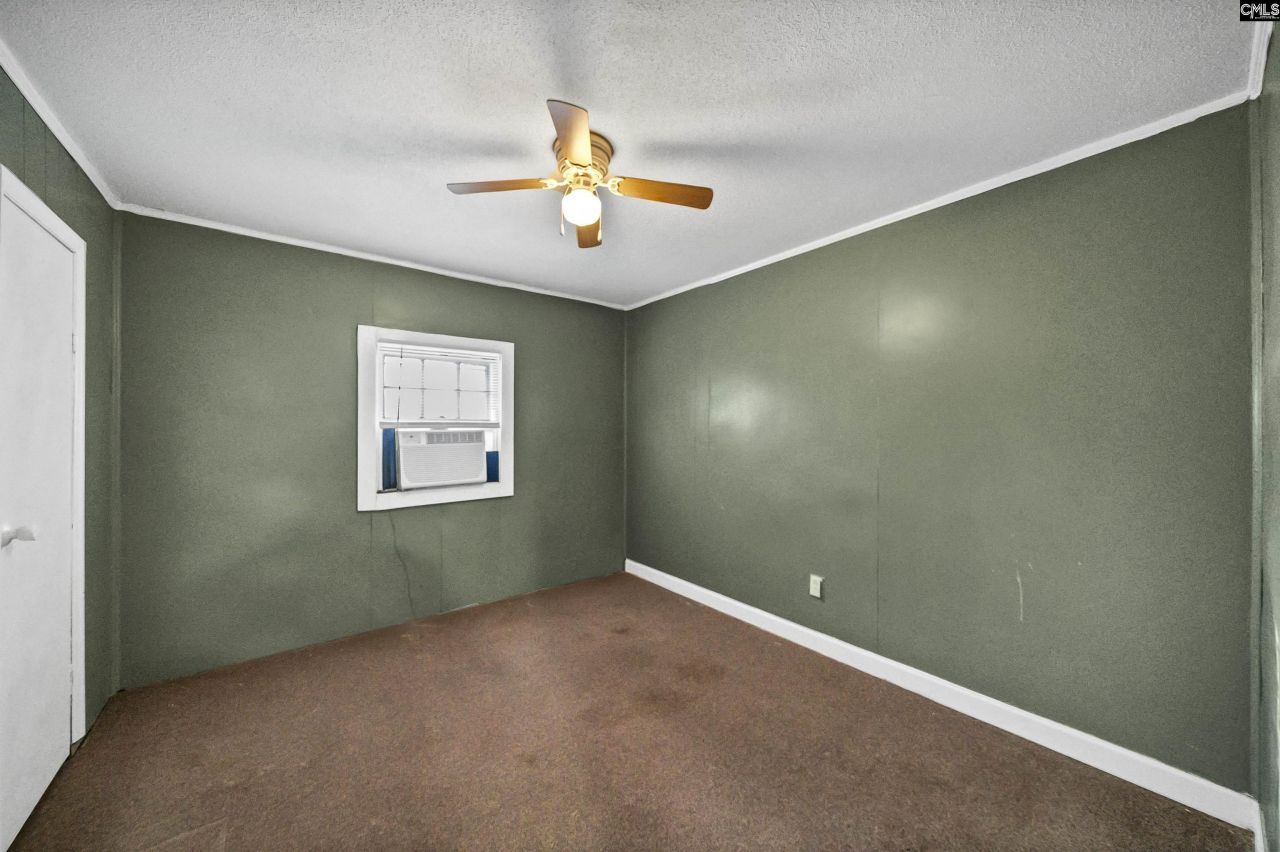 248 Henry Road  Photo 16