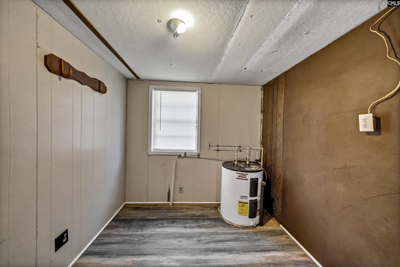 248 Henry Road  Photo 20