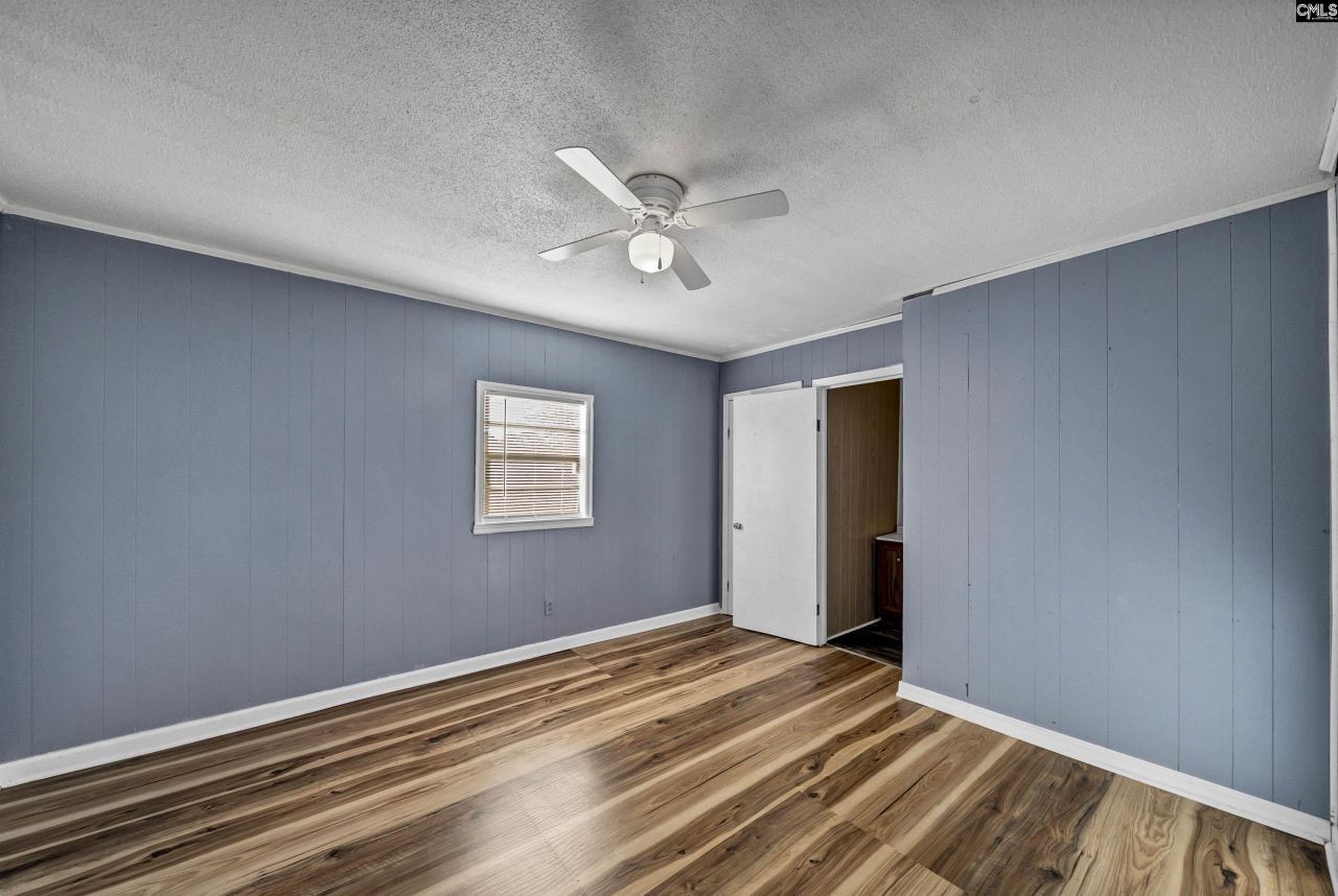 248 Henry Road  Photo 7