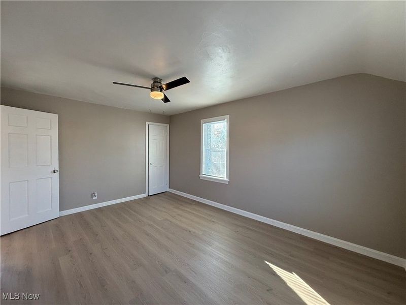 17404 Throckley Avenue, Cleveland, OH 44128 Photo 27