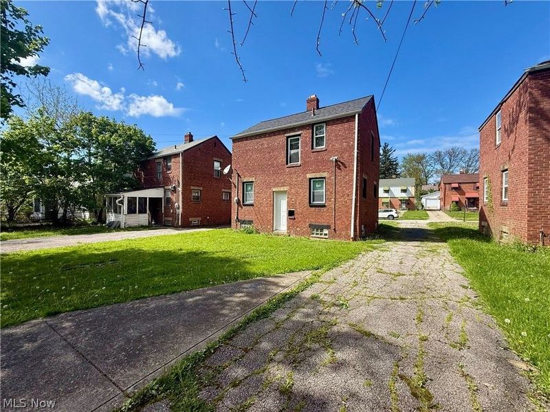17404 Throckley Avenue, Cleveland, OH 44128 Photo 47