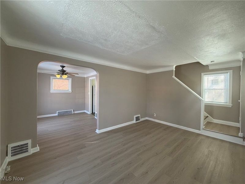 17404 Throckley Avenue, Cleveland, OH 44128 Photo 7