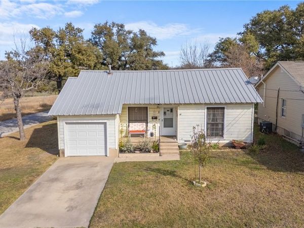 2818 W Avenue H , Temple, TX 76504