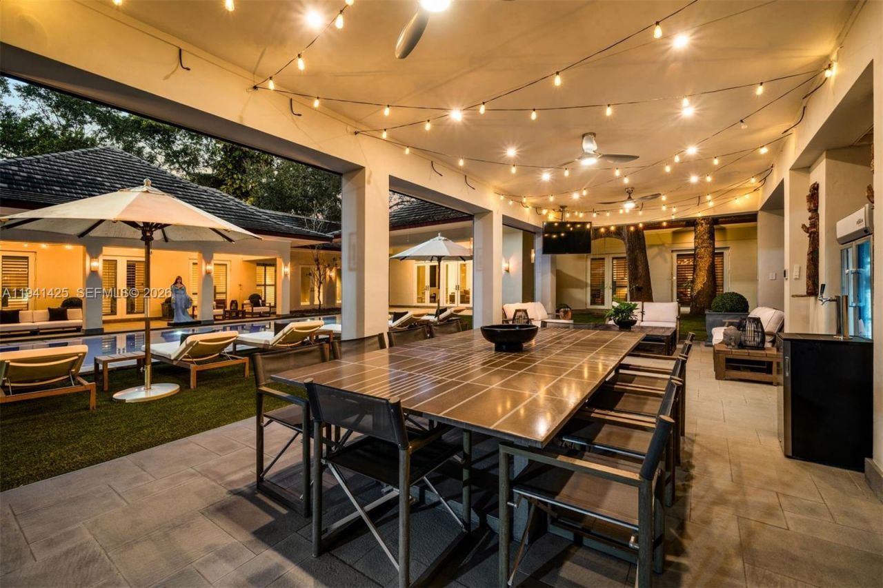 4100 Kiaora St, Miami, FL 33133 Photo