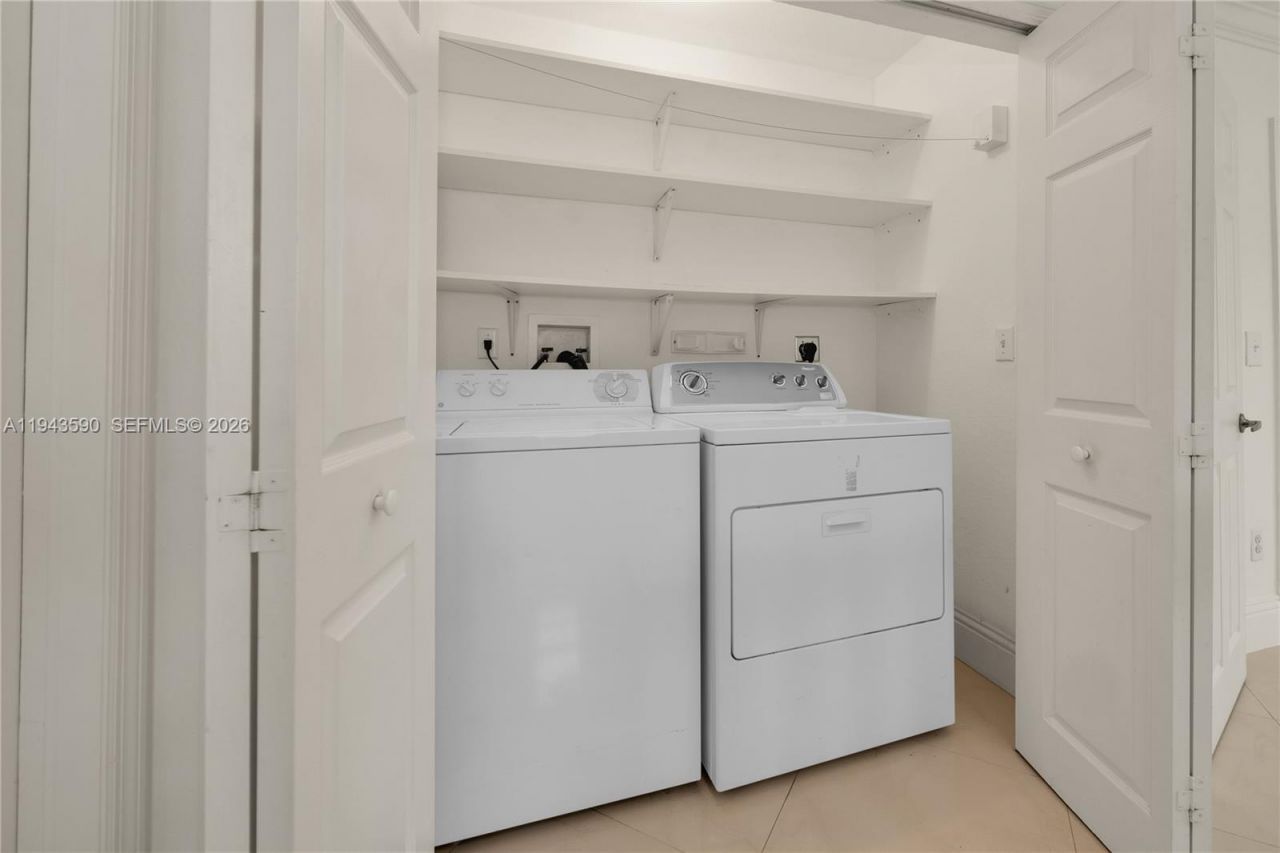 7773 SW 94th Ln, Miami, FL 33156 Photo