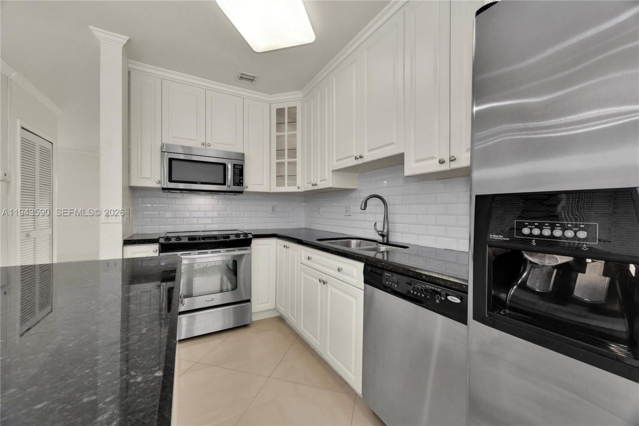 7773 SW 94th Ln, Miami, FL 33156 Photo