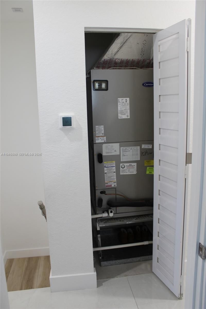 11024 W 35th Ln , Hialeah, FL 33018 Photo