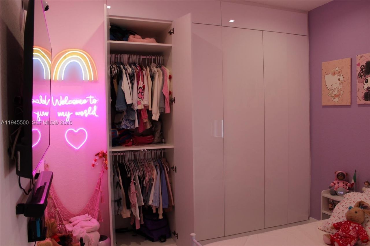 11024 W 35th Ln , Hialeah, FL 33018 Photo