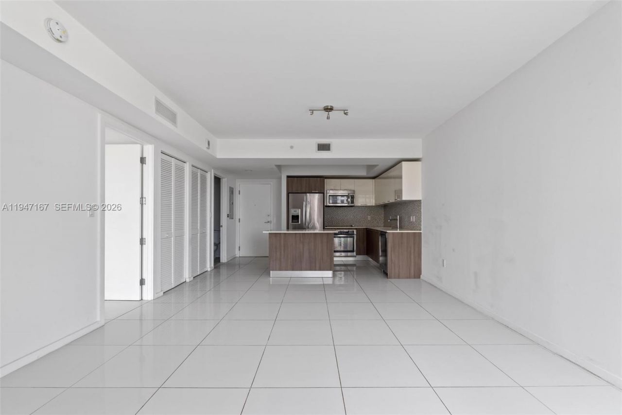 5252 NW 85th Ave, Unit 605, Doral, FL 33166 Photo