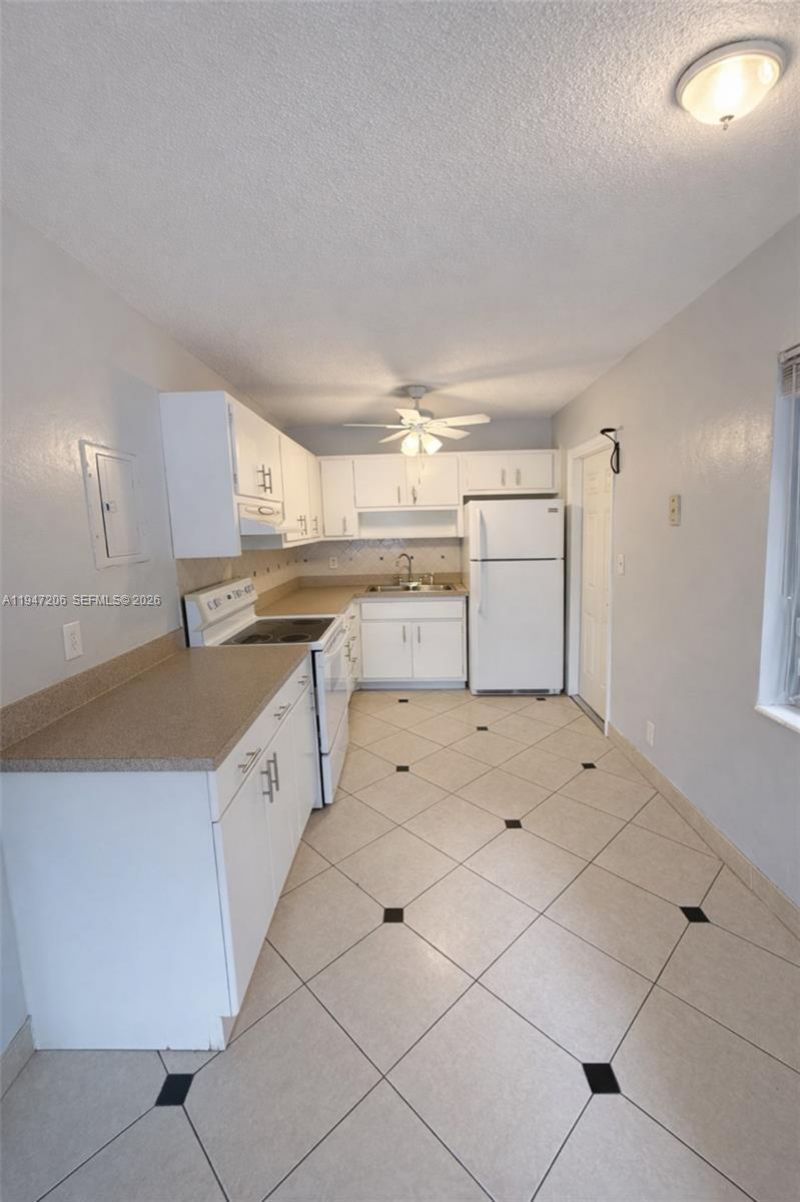 1733 Mayo St, Unit 6, Hollywood, FL 33020 Photo