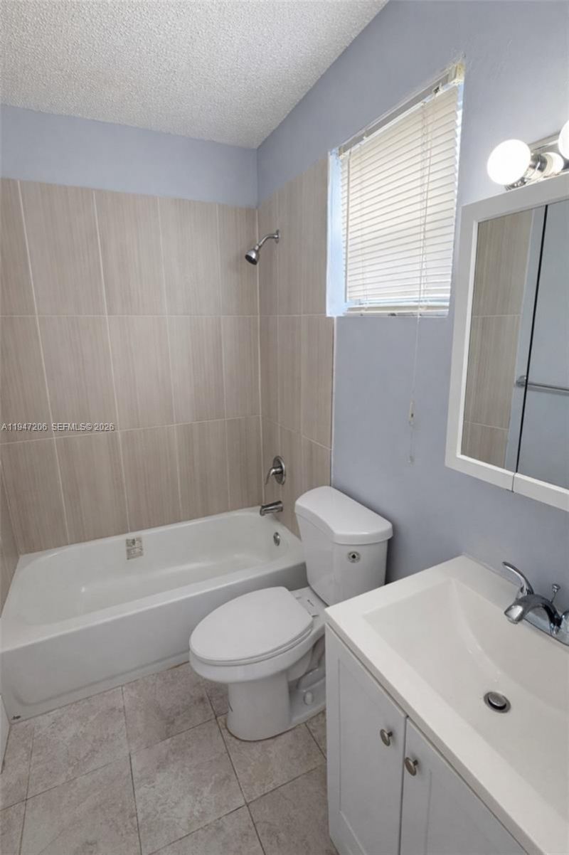 1733 Mayo St, Unit 6, Hollywood, FL 33020 Photo