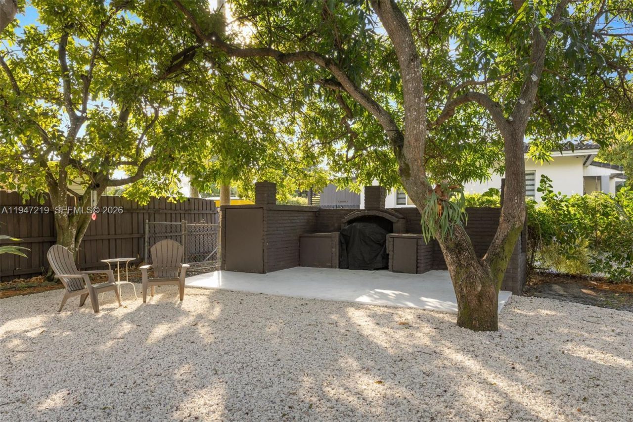 550 Cardinal St, Miami Springs, FL 33166 Photo