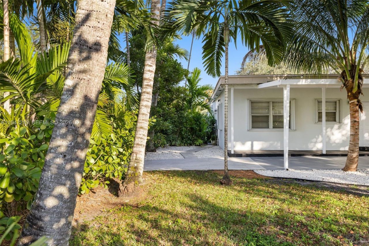 550 Cardinal St, Miami Springs, FL 33166 Photo