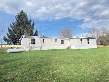 18 Little Pond Road, Williamstown, NY 13493