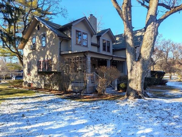 19470 Beverly Road, Beverly Hills Vlg, MI 48025