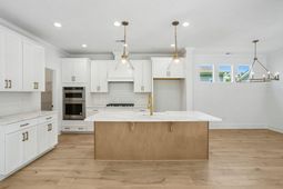 1237 Harriman Lane photo 4