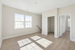 1237 Harriman Lane photo 4