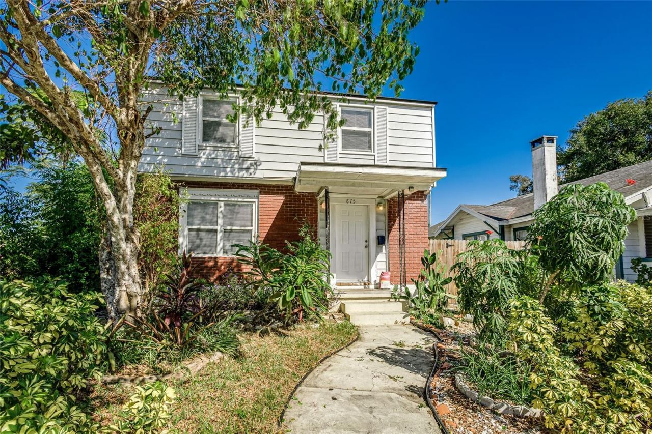 875 19th Avenue S, Unit 1/2, Saint Petersburg, FL 33705 Main Photo