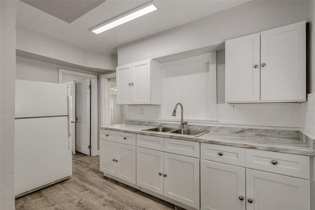 875 19th Avenue S, Unit 1/2, Saint Petersburg, FL 33705 Photo