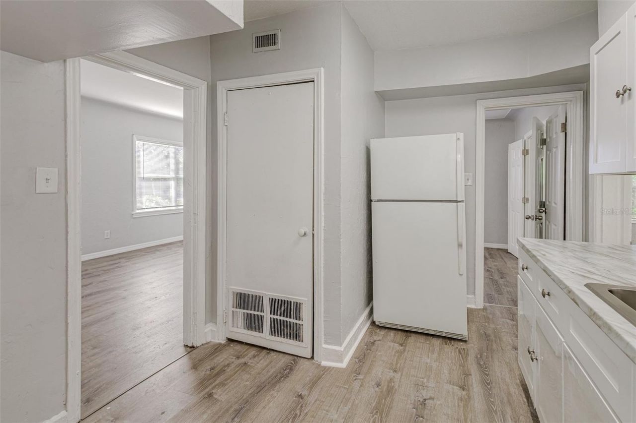 875 19th Avenue S, Unit 1/2, Saint Petersburg, FL 33705 Photo