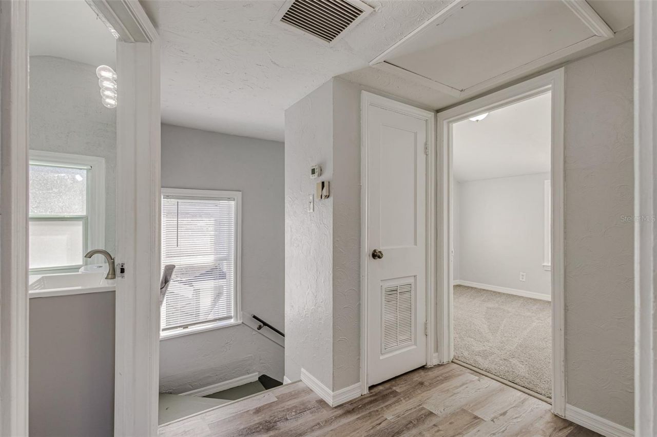 875 19th Avenue S, Unit 1/2, Saint Petersburg, FL 33705 Photo