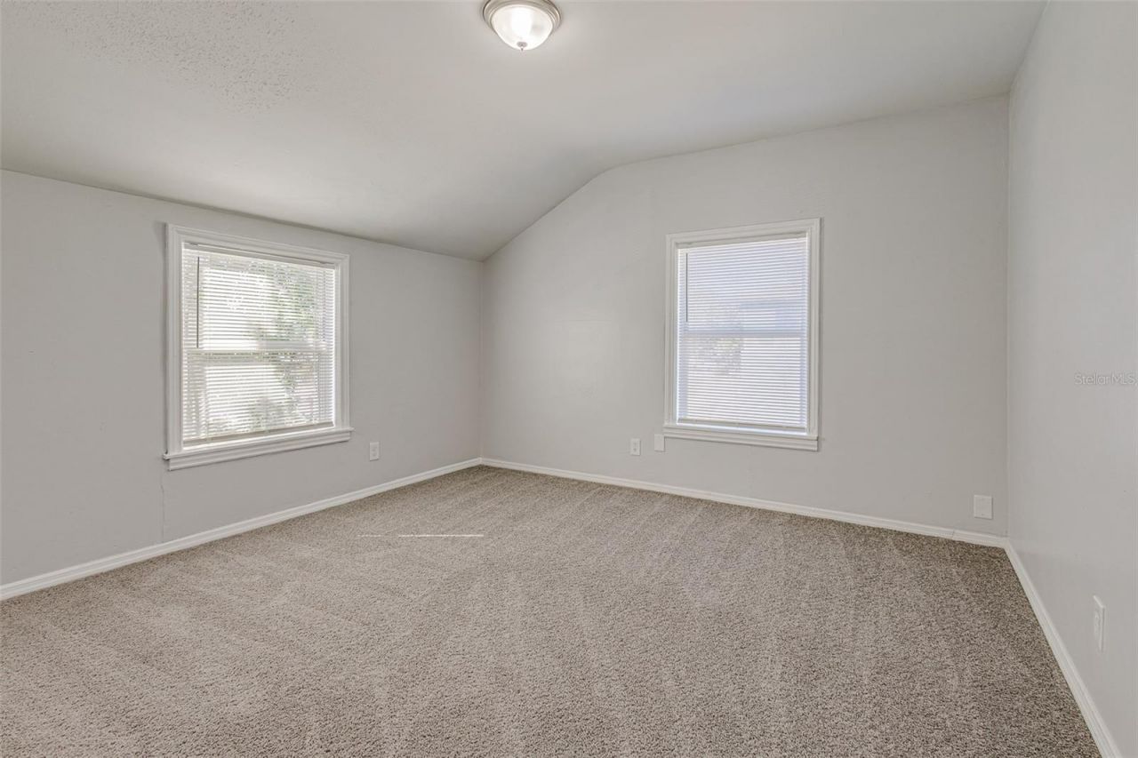 875 19th Avenue S, Unit 1/2, Saint Petersburg, FL 33705 Photo