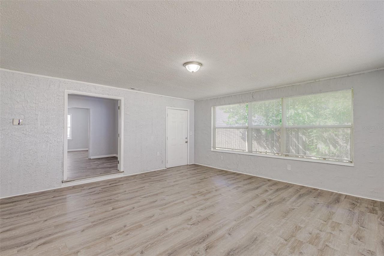 875 19th Avenue S, Unit 1/2, Saint Petersburg, FL 33705 Photo