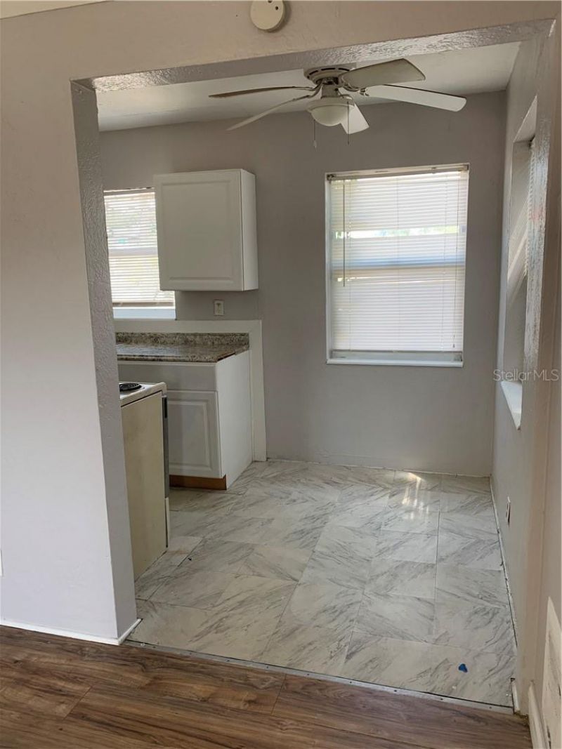 875 19th Avenue S, Unit 1/2, Saint Petersburg, FL 33705 Photo