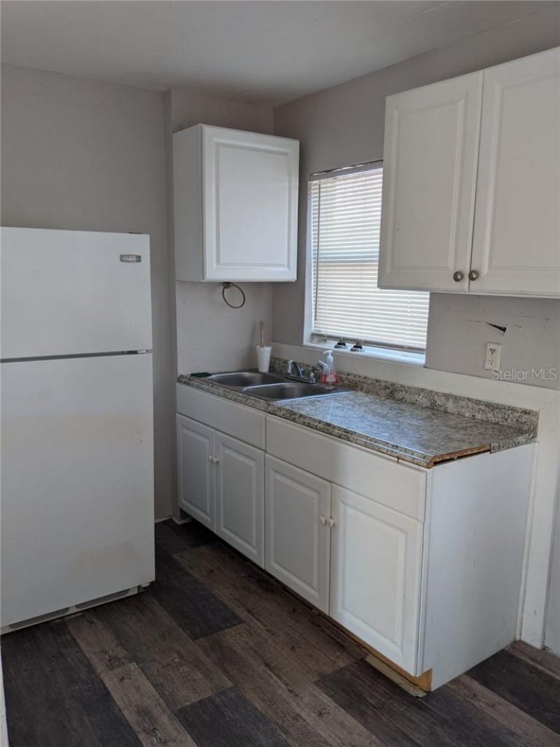 875 19th Avenue S, Unit 1/2, Saint Petersburg, FL 33705 Photo