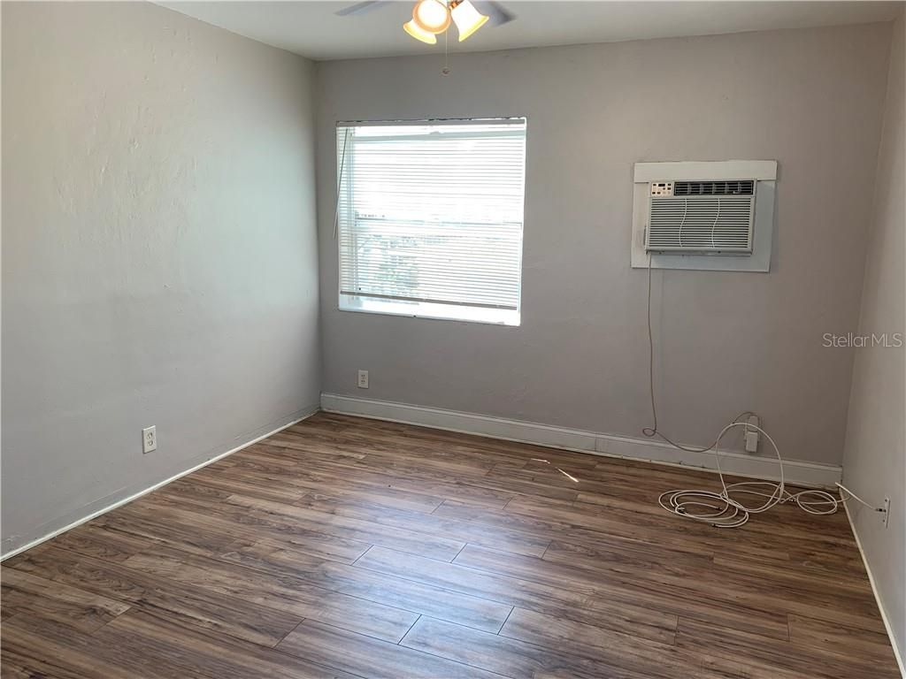 875 19th Avenue S, Unit 1/2, Saint Petersburg, FL 33705 Photo