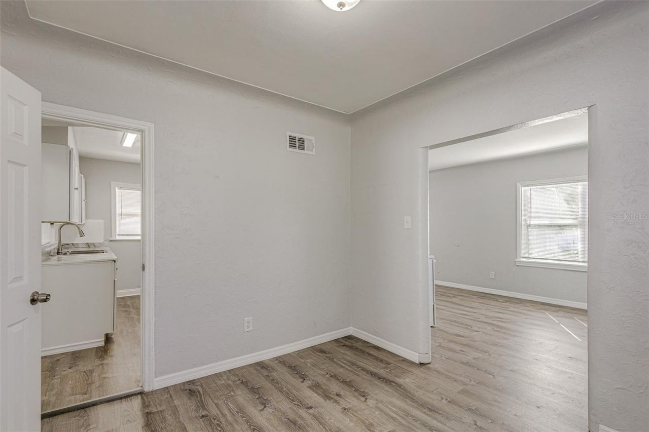 875 19th Avenue S, Unit 1/2, Saint Petersburg, FL 33705 Photo