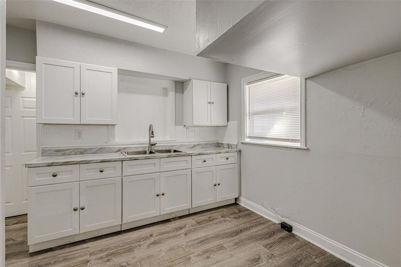 875 19th Avenue S, Unit 1/2, Saint Petersburg, FL 33705 Photo