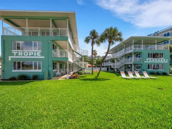 11730 GULF BOULEVARD, Unit 22, ST PETERSBURG, FL 33706