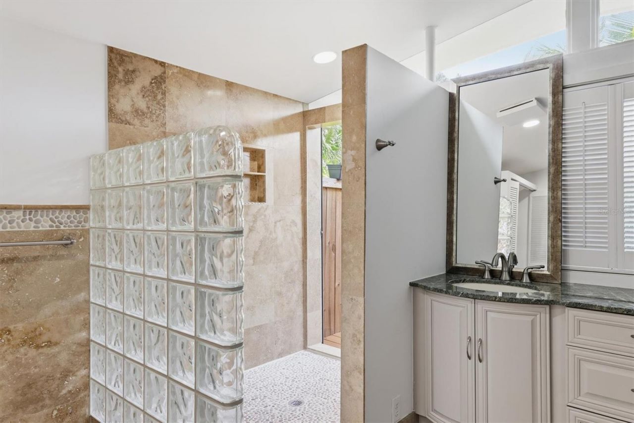 425 Partridge Circle, Sarasota, FL 34236 Photo