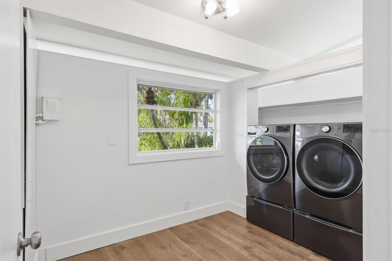 425 Partridge Circle, Sarasota, FL 34236 Photo