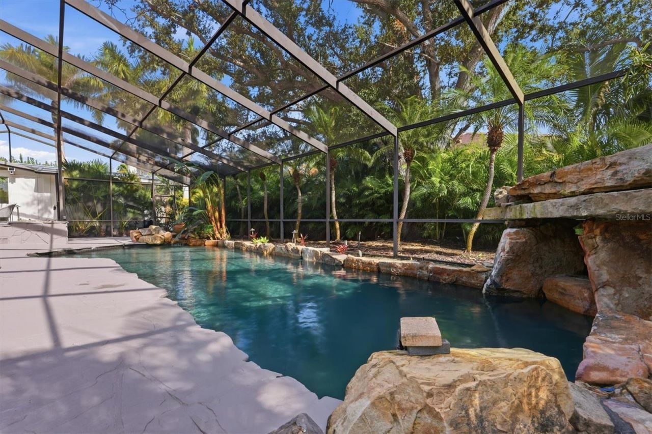 425 Partridge Circle, Sarasota, FL 34236 Photo