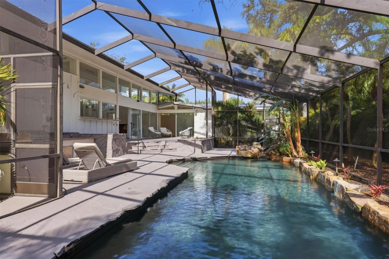 425 Partridge Circle, Sarasota, FL 34236 Photo