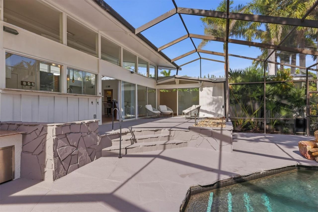 425 Partridge Circle, Sarasota, FL 34236 Photo