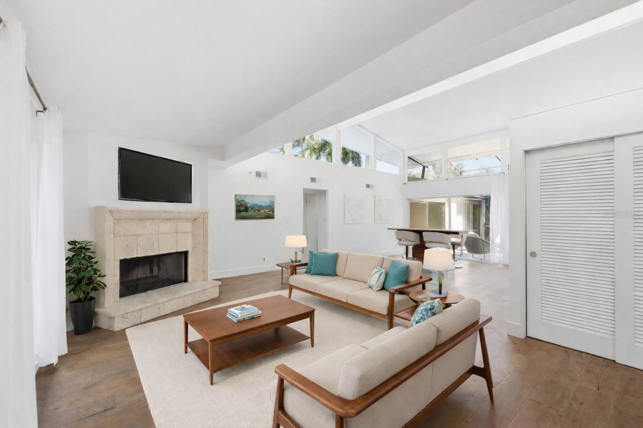 425 Partridge Circle, Sarasota, FL 34236 Photo