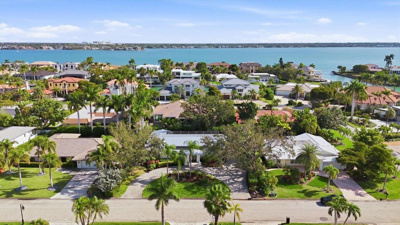 425 Partridge Circle, Sarasota, FL 34236 Photo