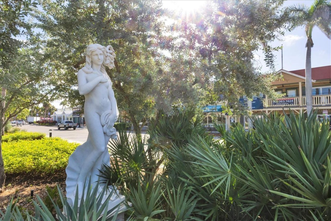 425 Partridge Circle, Sarasota, FL 34236 Photo