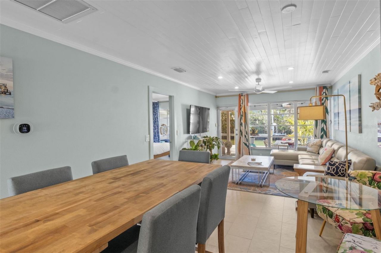 26 Seaside Court, Holmes Beach, FL 34217 Photo