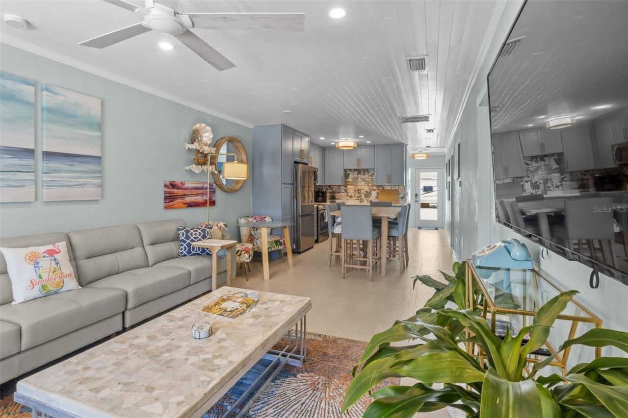 26 Seaside Court, Holmes Beach, FL 34217 Photo