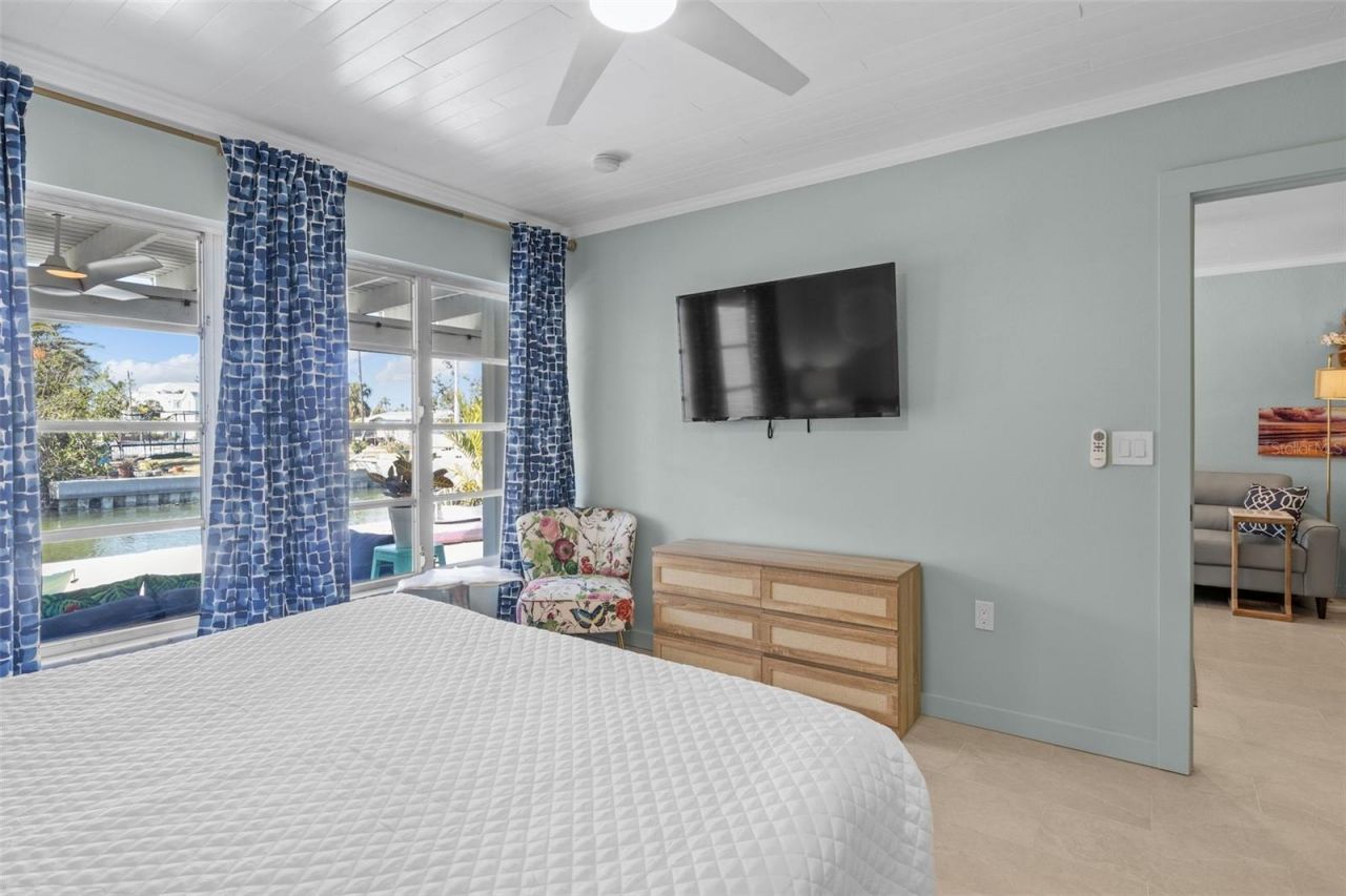 26 Seaside Court, Holmes Beach, FL 34217 Photo