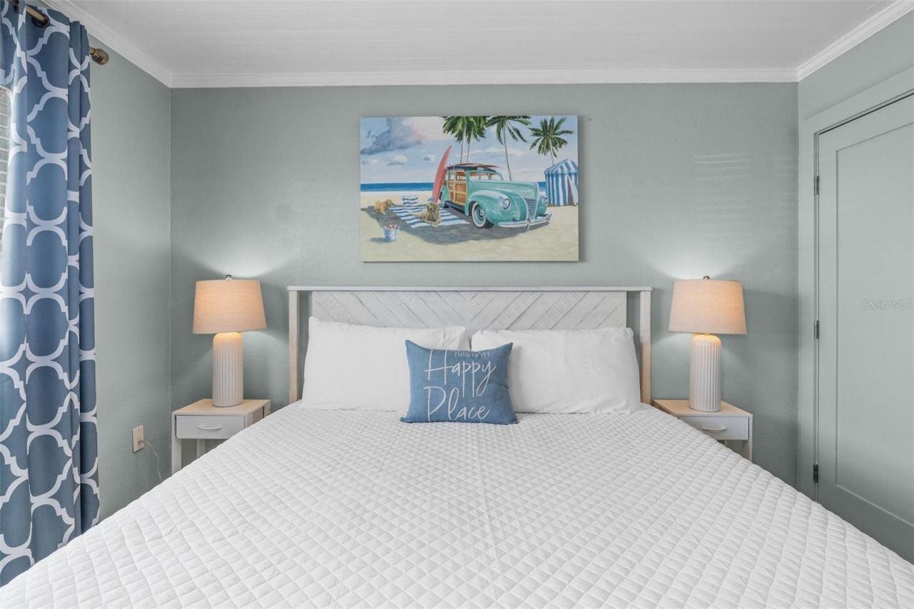 26 Seaside Court, Holmes Beach, FL 34217 Photo