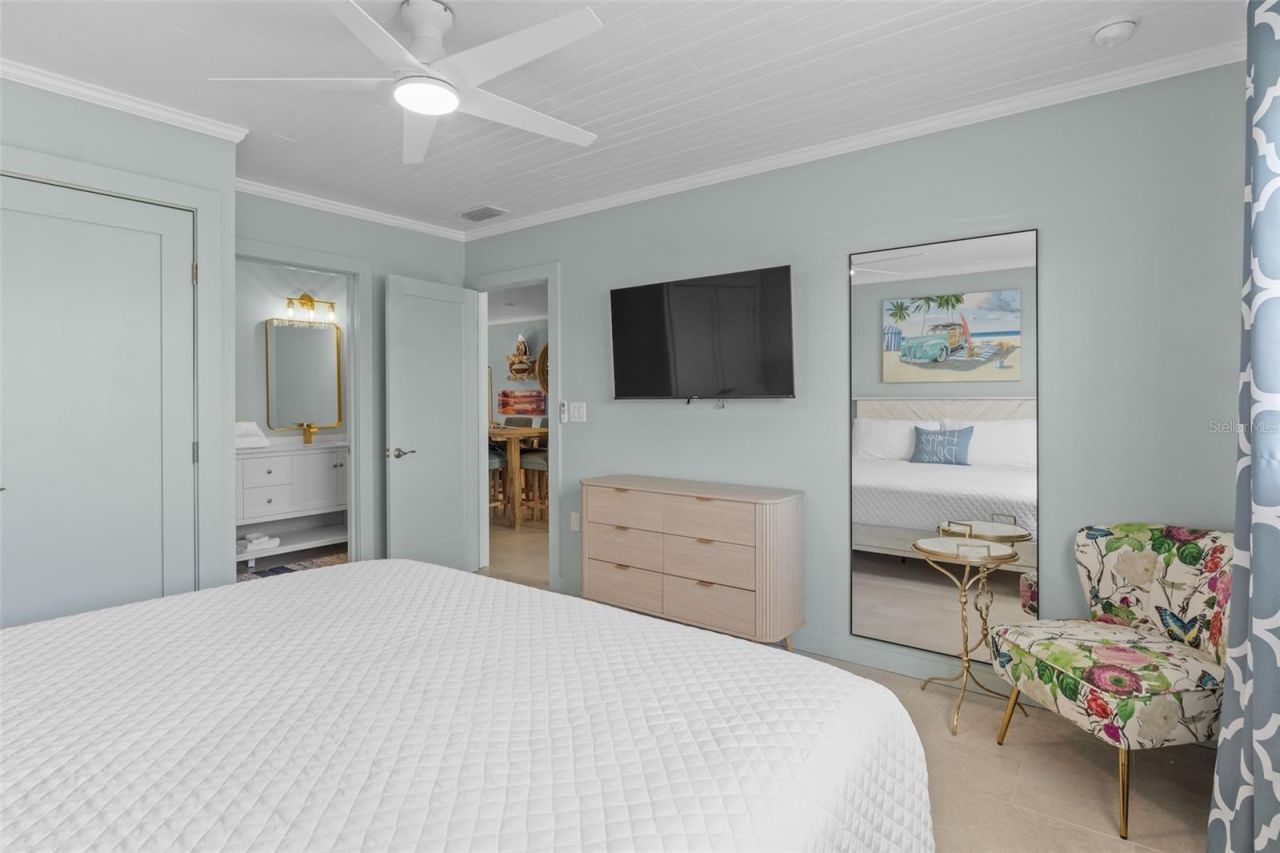 26 Seaside Court, Holmes Beach, FL 34217 Photo