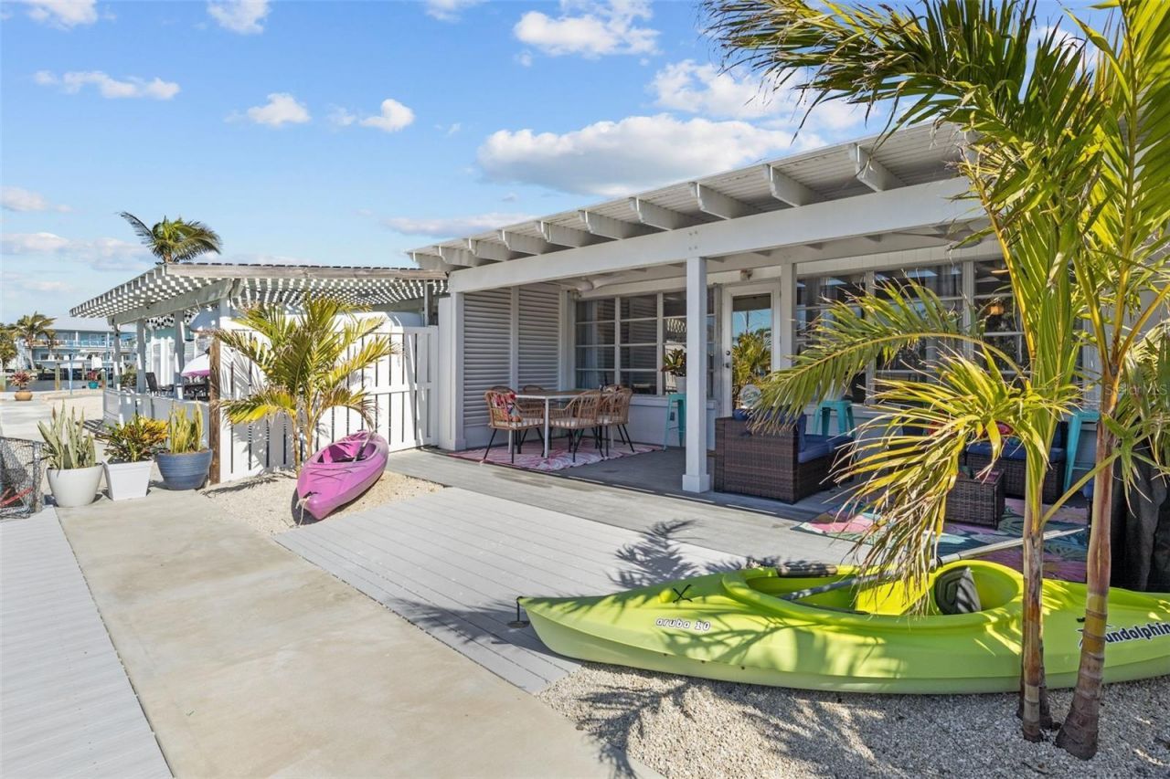 26 Seaside Court, Holmes Beach, FL 34217 Photo