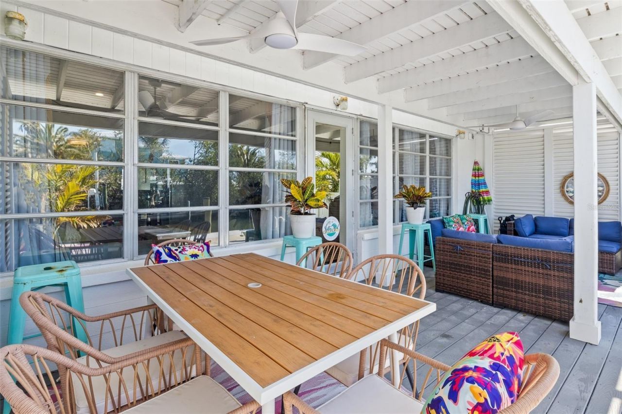 26 Seaside Court, Holmes Beach, FL 34217 Photo