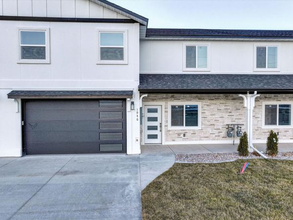 1946 S 1st, Pocatello, ID 83201